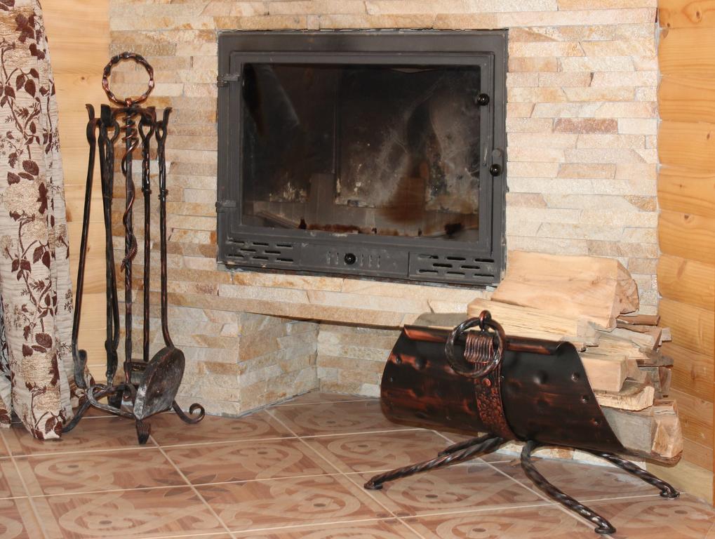 Villa Solnce Karpat à Polyana  Chambre photo