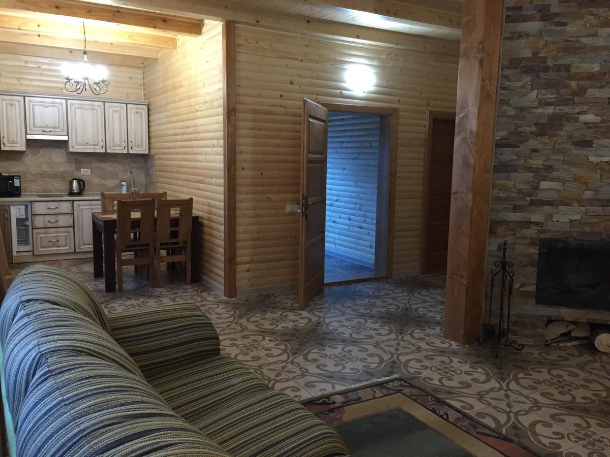 Villa Solnce Karpat à Polyana  Extérieur photo